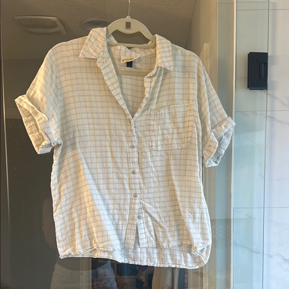 Universal Thread Tops - Universal Thread White and Blue Casual Button Down Shirt